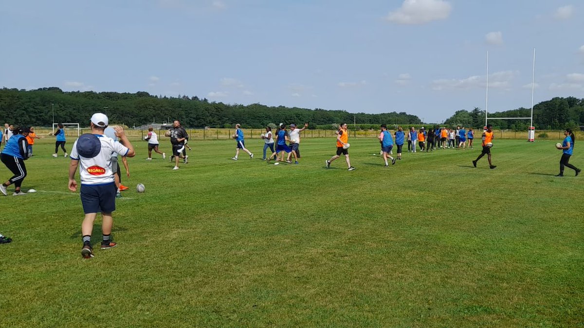 🏉Lancement de l'opération du stade vers l'emploi avec <a href="/FranceRugby/">France Rugby</a> et #Olivet #rugby académie
➡️88 demandeurs d'emploi et 18 recruteurs présents pour un #recrutement autrement 💪
#TousMobilisés #AvecPôleEmploi #Orléans