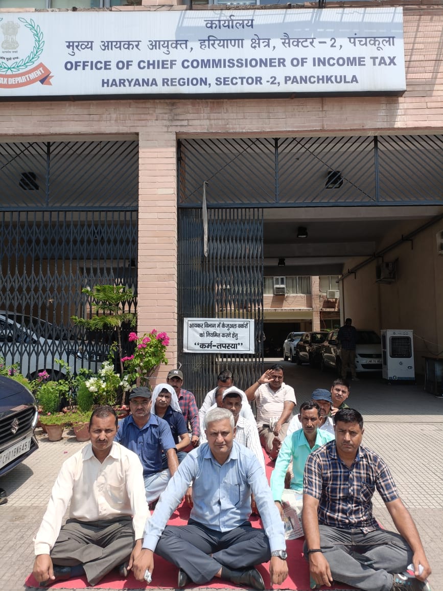 Ashok_kumar15's tweet photo. #57thday #karam_tapasya @narendramodi @PMOIndia @nsitharaman @DrJitendraSingh @FinMinIndia @DoPTGoI @BBCHindi https://t.co/RrCefuegCd