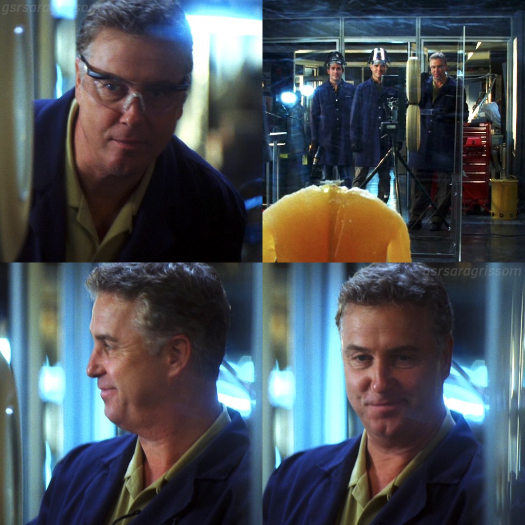 Grissom in 8.2 A La Cart… he’s so cute!! 
#gilgrissom #williampetersen