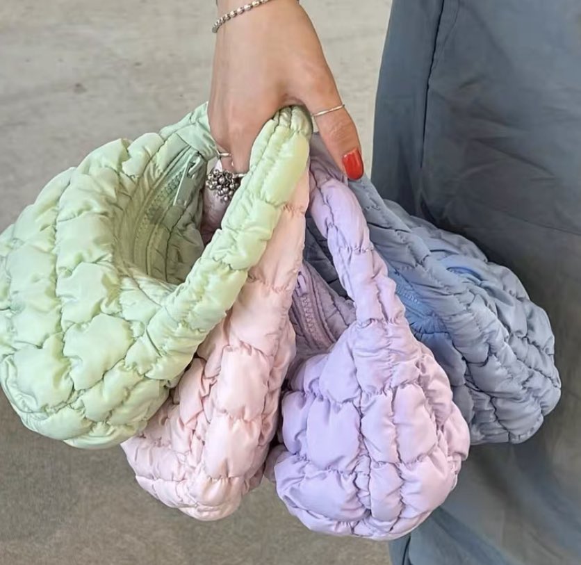 firstvaIentine's tweet photo. cloudy bag (cos dupe) -- ph go

doo: july 3
dop: july 4

under semi fast eta (mid july - late july)
isf to follow

more details inside the attached form!
https://t.co/Yvuf1vIGy6 https://t.co/qT69MuwP3Q