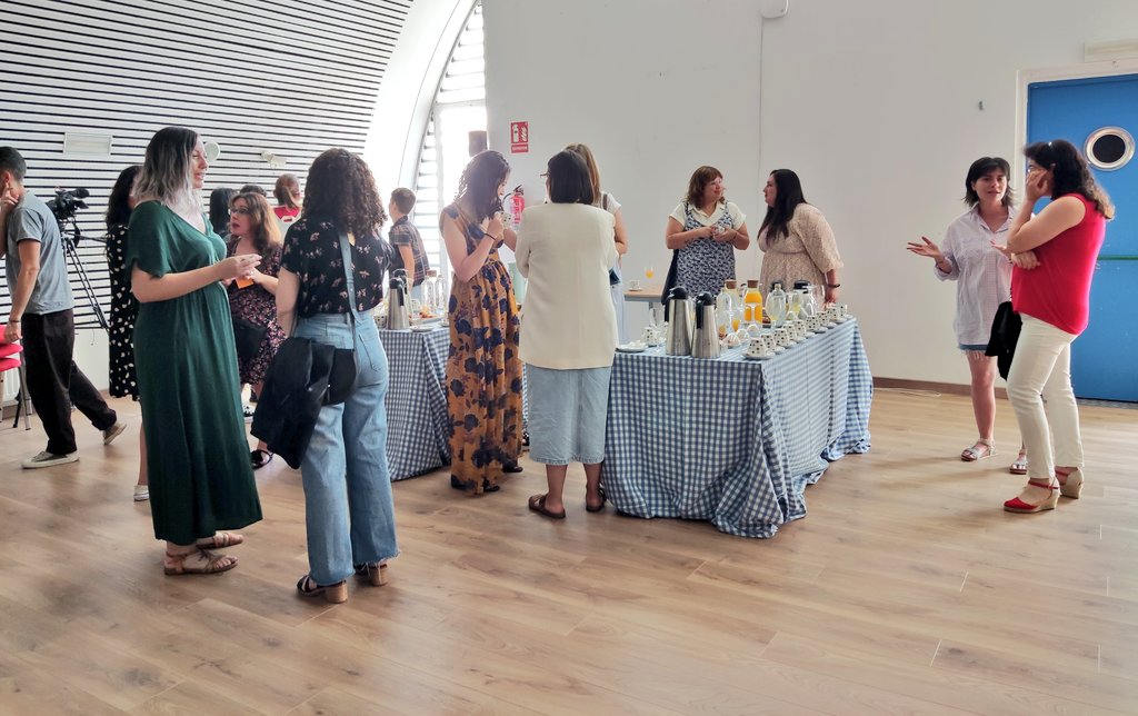 ☕Momento #networking e café coas nosas emprendedoras. Tres anos de #OlympeEmprende e celebrando os logros e aprendizaxes. #EquipaAbeluria #CepesPOISES #CepesFSE