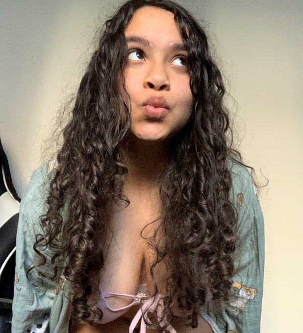 Let's get kinky, sweethearts 👉 https://t.co/gkUE6ZZArH #stripchat #stripchatlive https://t.co/pX1hoU<a href="/tag/stripchat"class="tags"><span>#stripchat</span></a><a href="/tag/stripchatlive"class="tags"><span>#stripchatlive</span></a>