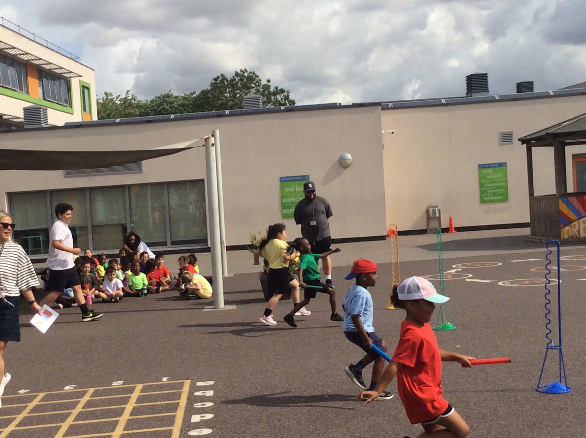 Foxfield Maple Class tweet media