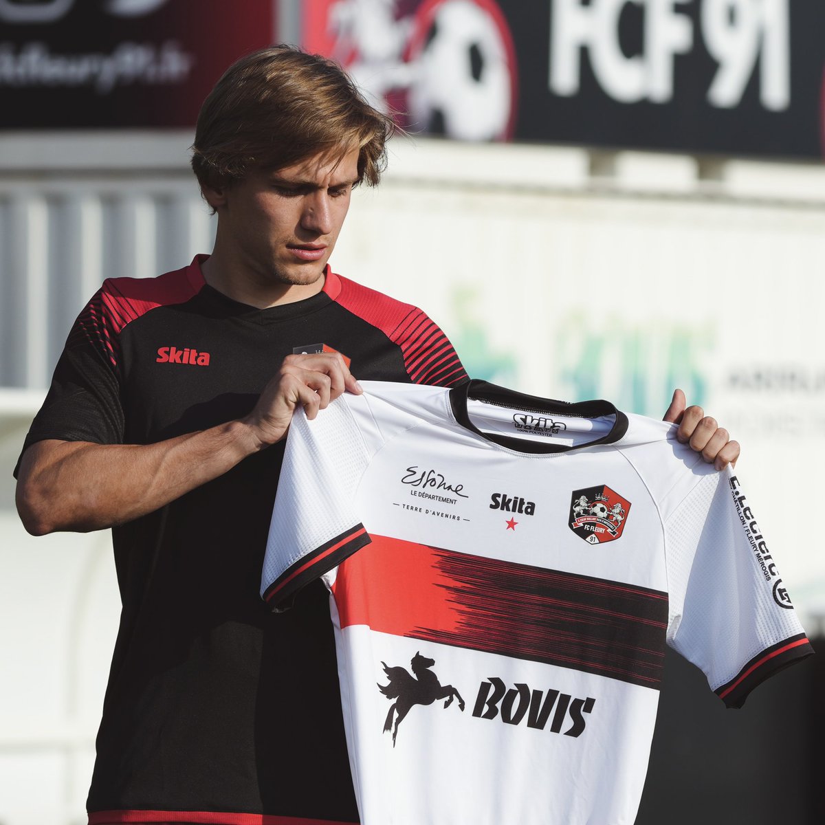 FC Fleury 91 tweet media