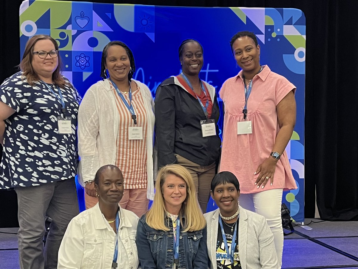 Chelsea Buchanan tweet media