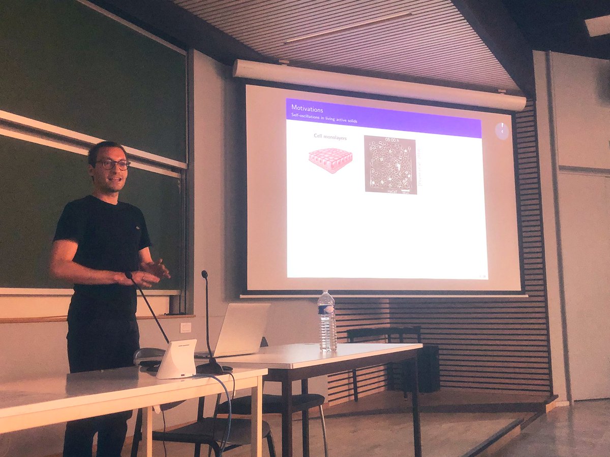 Combining passive solids & #active liquids - the magical recipe for collective actuation! Ongoing #EPM seminar @lpensl by @BaconnierP from @UniLeidenNews Cc @INP_CNRS @ENSdeLyon @CNRS_dr07