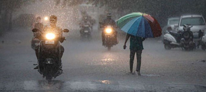 தமிழகம் மற்றும் புதுச்சேரியில் ஜூலை 1ம் தேதி வரை மழைக்கு வாய்ப்பு  

லேசானது முதல் மிதமான மழைக்கு வாய்ப்புள்ளதாக வானிலை மையம் தகவல்

 சென்னையில் அடுத்த 48 மணி நேரத்திற்கு லேசான மழைக்கு வாய்ப்பு  

#TNRain | #ChennaiRain |  #Rainfall |