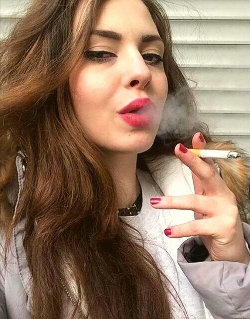 smoker babes on Twitter