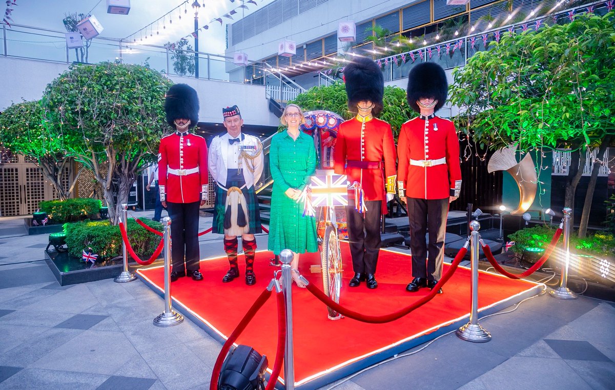UKinBangladesh's tweet image. We were delighted to have three #ColdstreamGuards members in our #KBP2023 celebration!

One of them was Rohan Ahmed - a British Bangladeshi.

“Thanks to my unit and the High Commission for giving me the opportunity to represent both of my homes, the UK and Bangladesh,” said Rohan