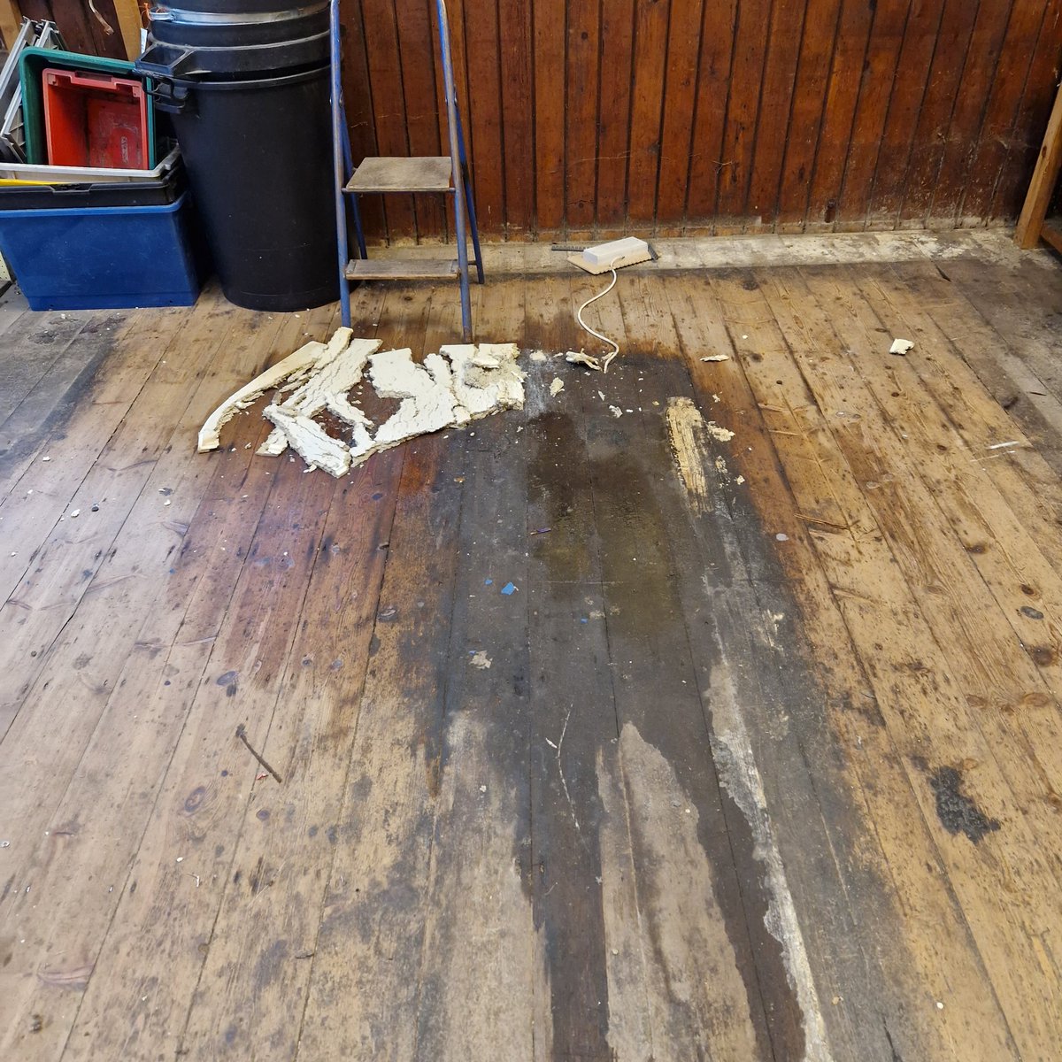 ADS ONE LTD (@adsoneltd) on Twitter photo PLEASE SHARE Who do I need to contact to get a repair fixed before the whole building collapses. I have been reporting this months. Last week told 3 weeks for urgent repair, 7 days later come into this flood and ceiling down. <a href="/instreatham/">InStreatham BID</a> <a href="/lambeth_council/">Lambeth Council</a> <a href="/streathamaction/">Streatham Action</a> PLEASE SHARE Who do I need to contact to get a repair fixed before the whole building collapses. I have been reporting this months. Last week told 3 weeks for urgent repair, 7 days later come into this flood and ceiling down. <a href="/instreatham/">InStreatham BID</a> <a href="/lambeth_council/">Lambeth Council</a> <a href="/streathamaction/">Streatham Action</a>