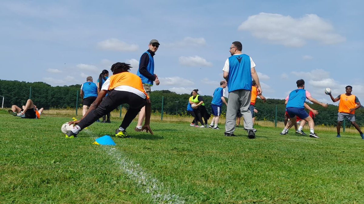 FTravail_CVL's tweet image. [Du stade vers l&apos;emploi]
🏉Derniers efforts et découverte de savoir-être entre recruteurs et futurs recrutés
#TousMobilisés #AvecPôleEmploi