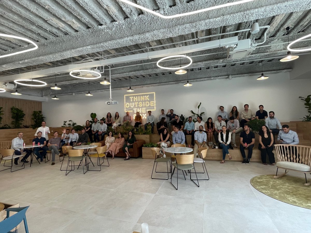 CushWakeSPAIN's tweet photo. 🔊#CWMakeAnImpact | Estrena edificio de oficinas, Beloira.
Hemos celebrado que nuestro equipo de #PDS de @CushWakeSPAIN ha finalizado el proyecto del edificio de oficinas #Beloira para @UBS.
Te invitamos a ser #BETALENT #BESMART #BELOIRA
🔗Haz clic: https://t.co/59dESkOfkx https://t.co/PqbRGppPZd