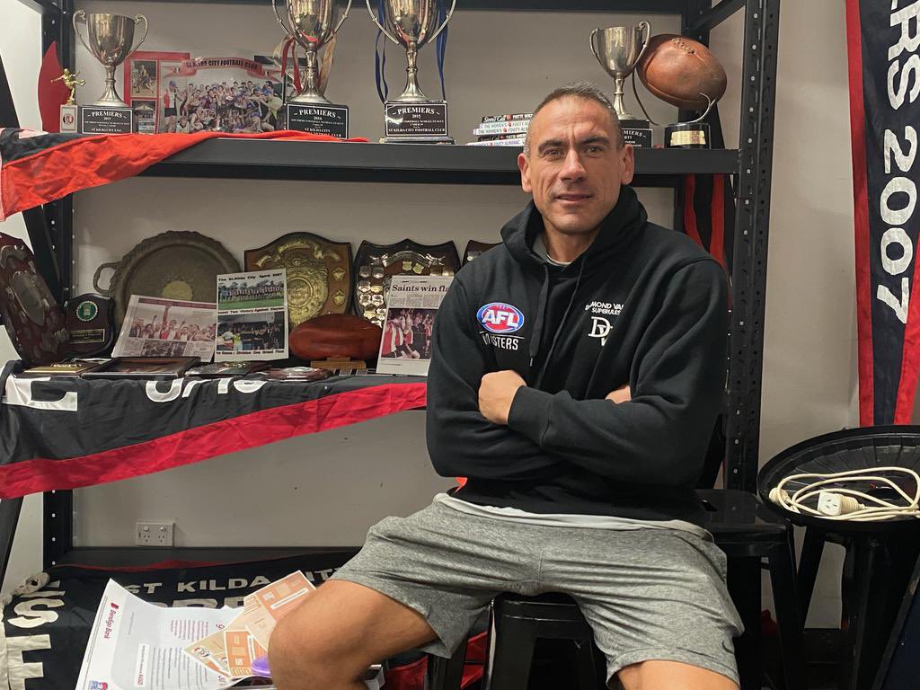 Paul Amy tweet media