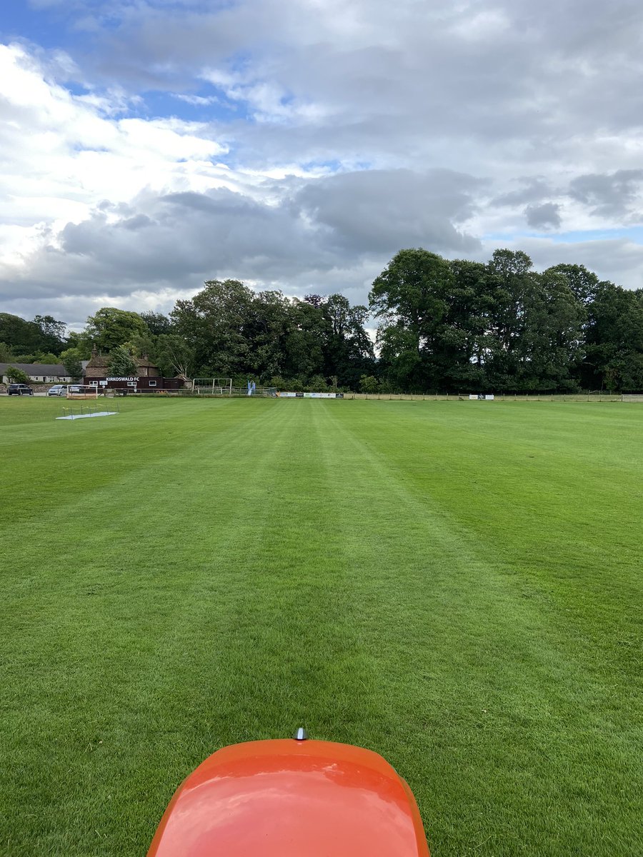 Tom Banks tweet media