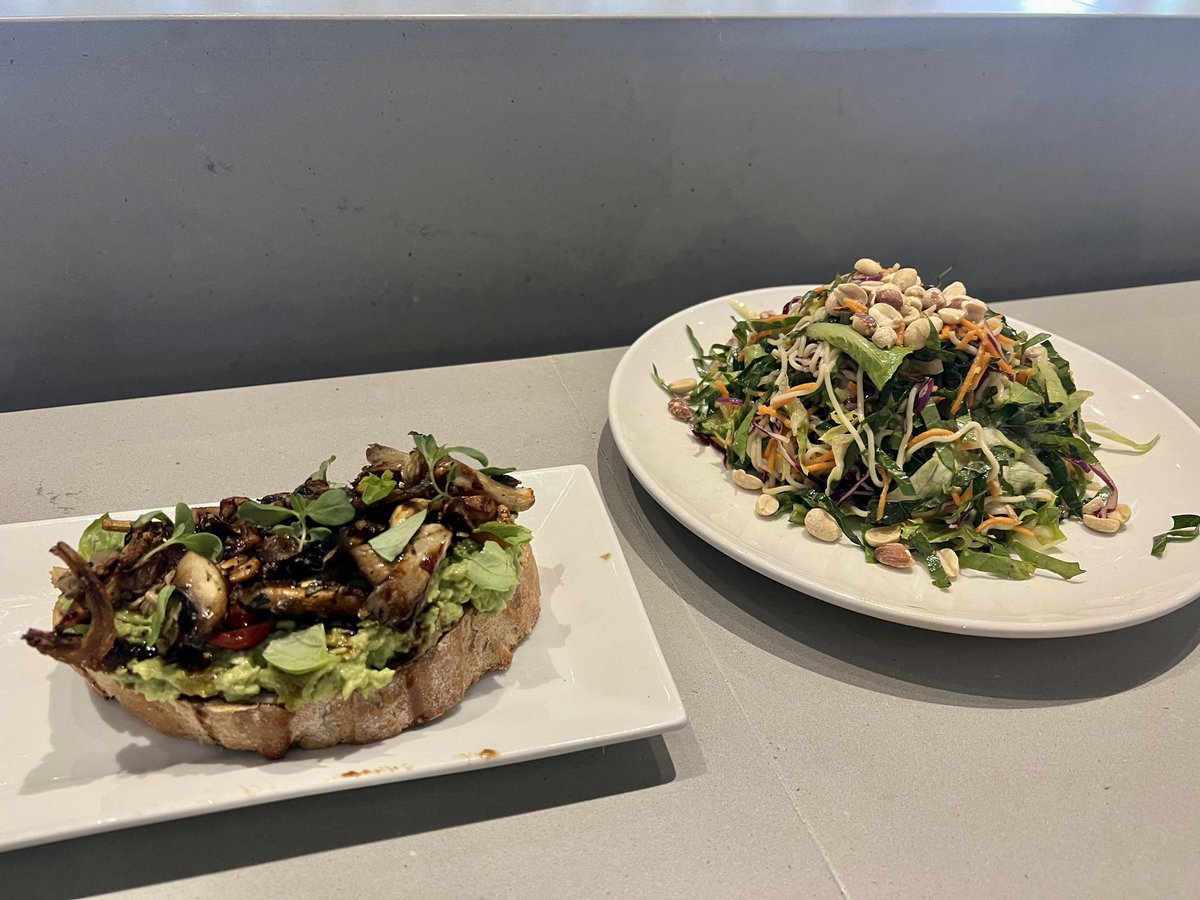 Avocado toast + shrooms and the chopped Asian salad at Solful inside the Aksarben Inner Rail Food Hall! Thanks Katt 📸😊