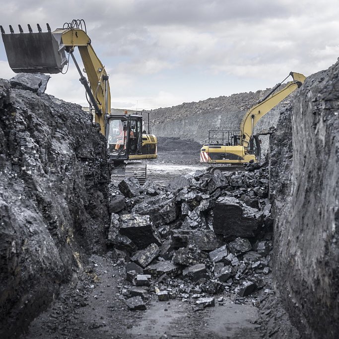 JinzhengEnergy's tweet image. {Jinzheng News}Coking coal market temporarily stable operation

On the 27th, producing coal enterprises to maintain normal shipments, coking coal inventory pressure is low,  the market wait-and-see mood is gradually rising, producing coal prices are mainly stable. #cokingcoal
