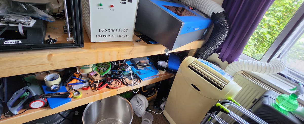 dudisgit's tweet image. My laser peed itself :(