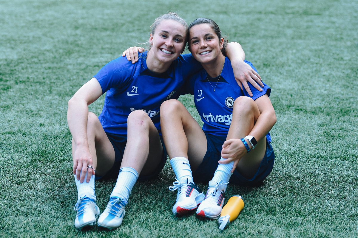 ChelseaFCW's tweet photo. My favourite Chelsea duo is ____. 🤝 https://t.co/39icJ5Ev8i