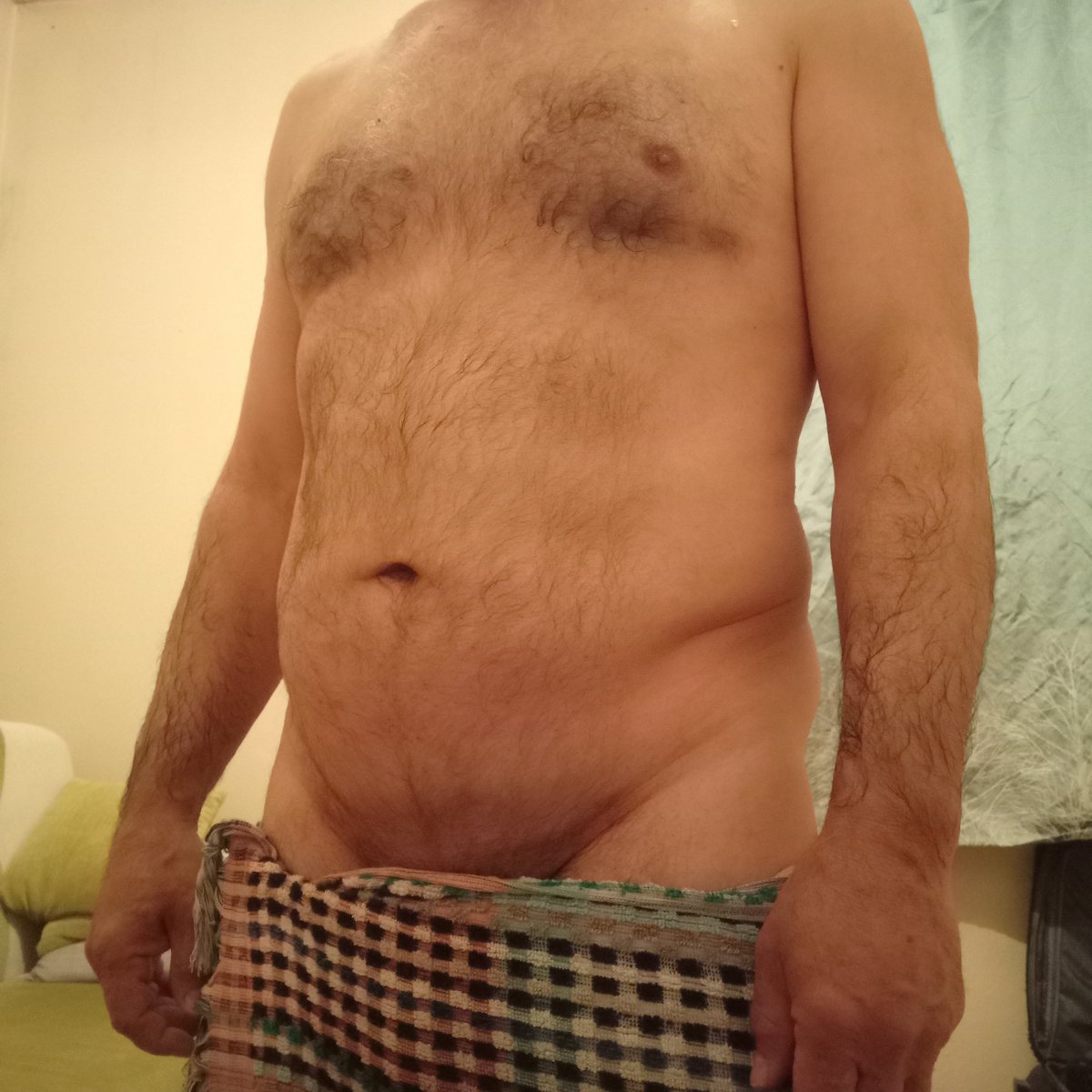 Slm 55 yas aktifim bayan veya bayanlı grup arıyorum ensestlerde yazabilir Ankarada yaşıyorum sanal sevmem reelcıyım uymayanlar yorum yapmasin