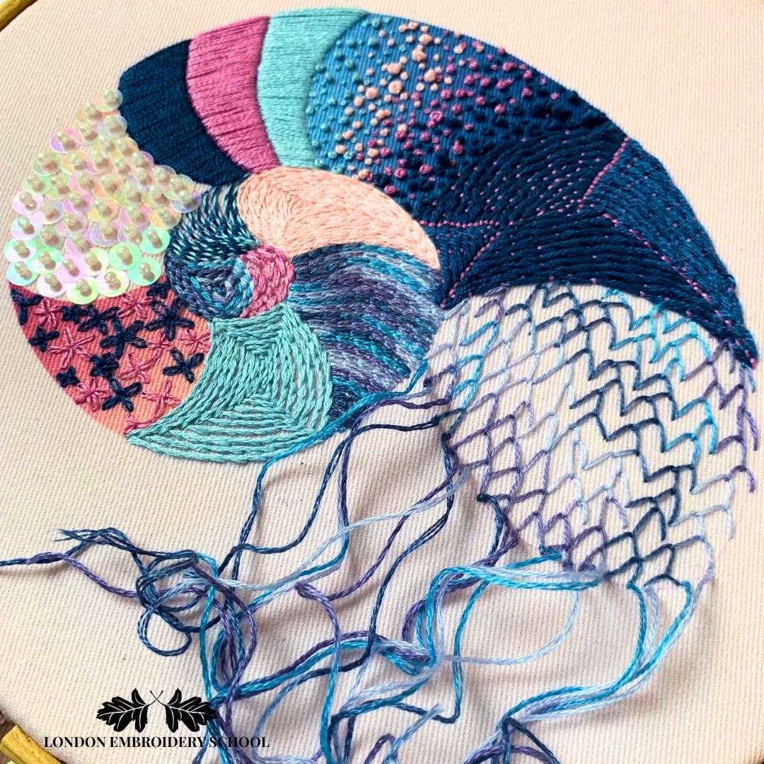LondonEmbSchool's tweet photo. Which stitch is your favourite?
.
.
.
#embroidery #handembroidery #londonembschool #beginnersembroidery https://t.co/uleqxh5wlt