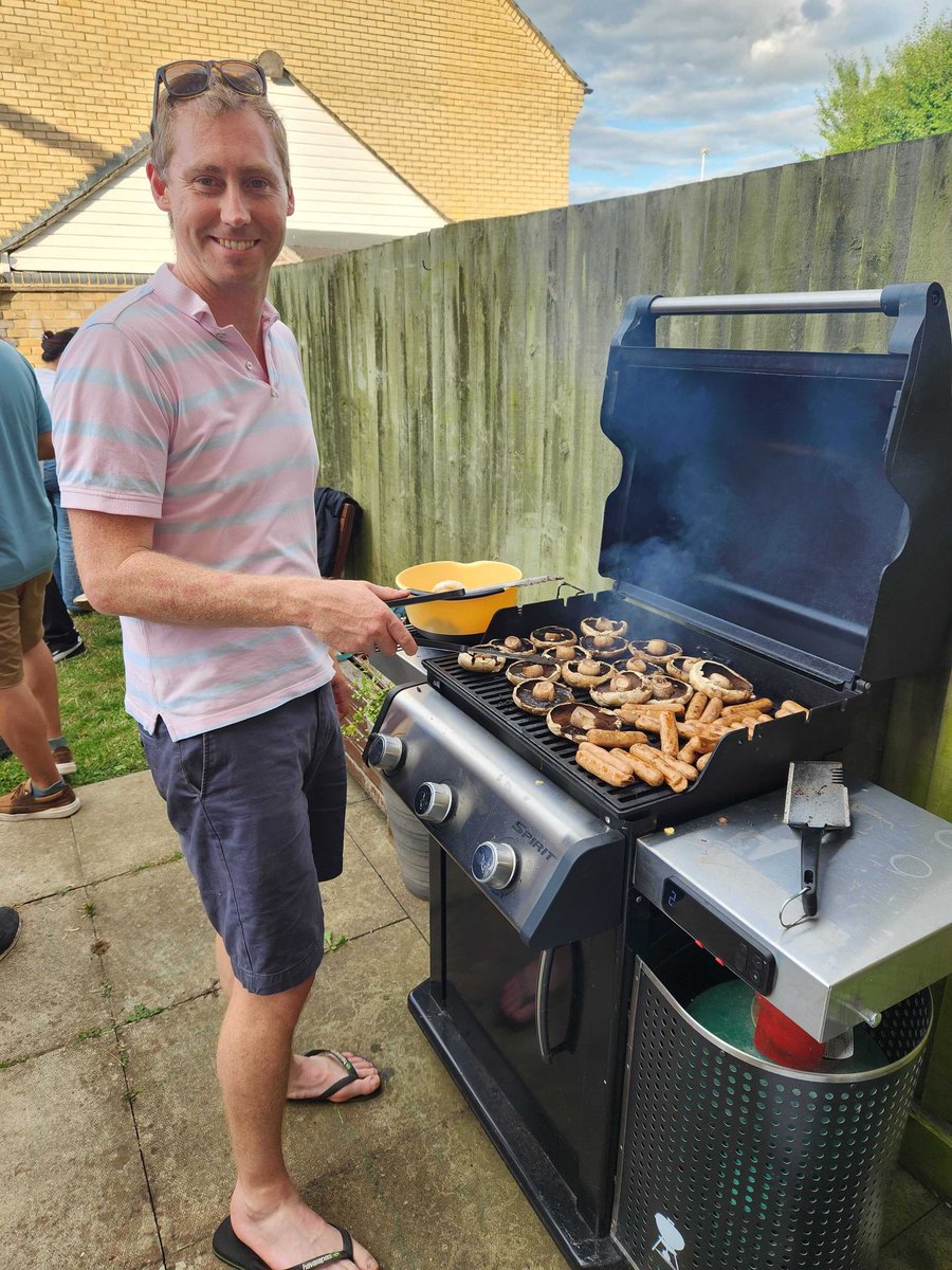 StranksLab (@strankslab) on Twitter photo On Saturday <a href="/SamStranks/">Sam Stranks</a> went back to his Aussie roots for the annual StranksLab barbeque! Made even more special with returning alumni and visitors <a href="/PetrozzaGroup/">Annamaria Petrozza Group</a> and <a href="/CaironiPME/">PME - Printed and Molecular Electronics</a> ! On Saturday <a href="/SamStranks/">Sam Stranks</a> went back to his Aussie roots for the annual StranksLab barbeque! Made even more special with returning alumni and visitors <a href="/PetrozzaGroup/">Annamaria Petrozza Group</a> and <a href="/CaironiPME/">PME - Printed and Molecular Electronics</a> !