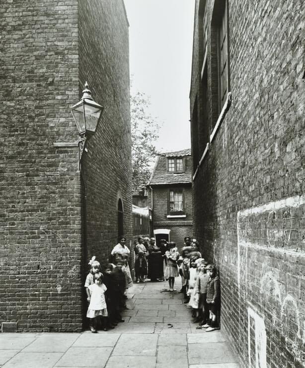 1923. Upper Ground Place, Southwark, which was off Stamford Street, near to, and opposite Hatfield Street and Brunswick Street In the 1900s, roughly where Coin Street is to-day.