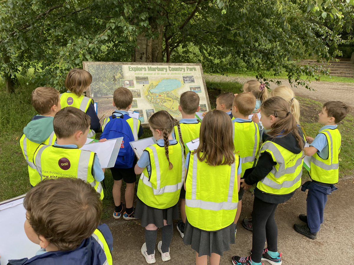 Miss Davies tweet media