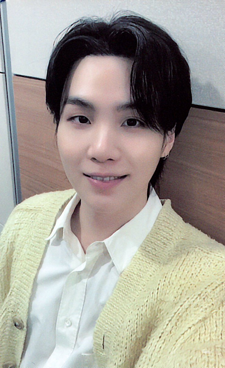 [SCAN]
SUGA│Agust D TOUR ‘D-DAY’ in SEOUL
디데이 투어 인 서울
앨범 럭키드로우 포토카드  3종
#SUGA #AgustD #윤기 #슈가