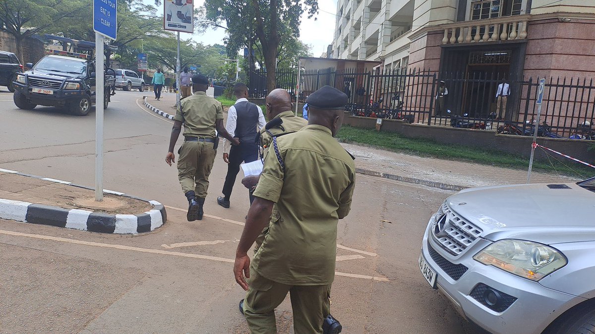 This Morning the students against Eacop marched to parliament in protest to pass an immediate resolution halting the project of #StopEACOP unfortunately they were blocked by @Ugandapolice1 by accessing the Speaker of Parliament, two students arrested