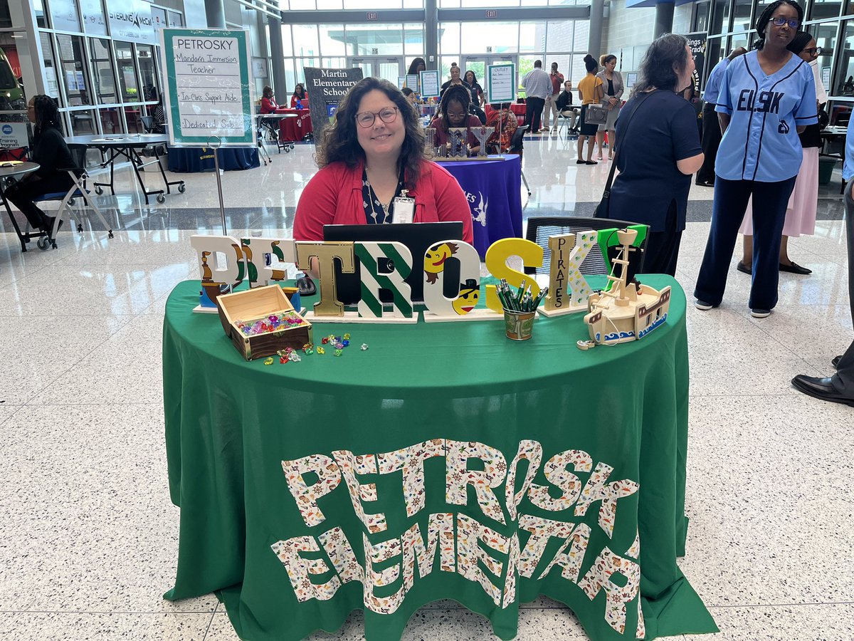 AliefISD's tweet photo. Our hiring team is on-site to interview Teachers (all content, all grade levels) and SPED Professionals. Come by and see us at the Alief Center for Advanced Careers today! #ChooseAlief https://t.co/bXHEmQpxDk