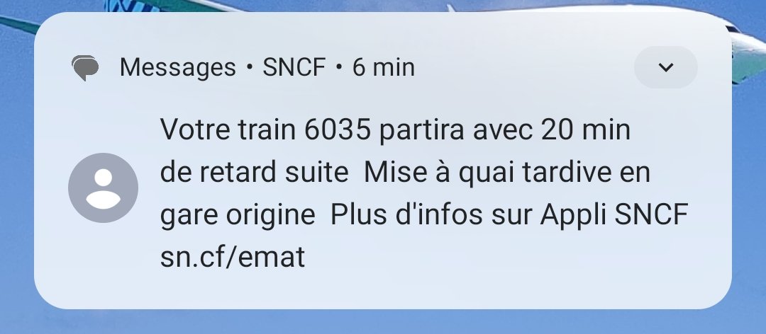 PatrickTimsit3's tweet photo. @SNCFVoyageurs @orbytal1 Super les gars vous aurez fait 1 trajet a l'heure. https://t.co/vFHbnt9r8Y