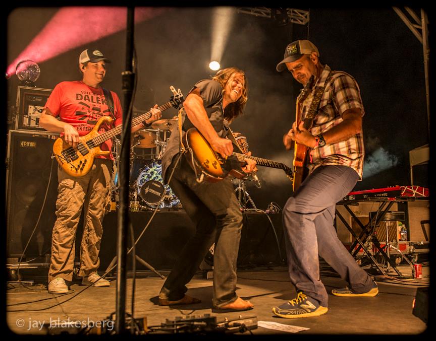 moeperiod's tweet photo. #tbt to these unforgettable moments from @highsierramusic Festival 2013. ๐ธ: Jay Blakesberg
Don't miss moe. tonight on the Grandstand from 9:30-11:30pm! #moe #moetour https://t.co/hoeFWJ2SJI