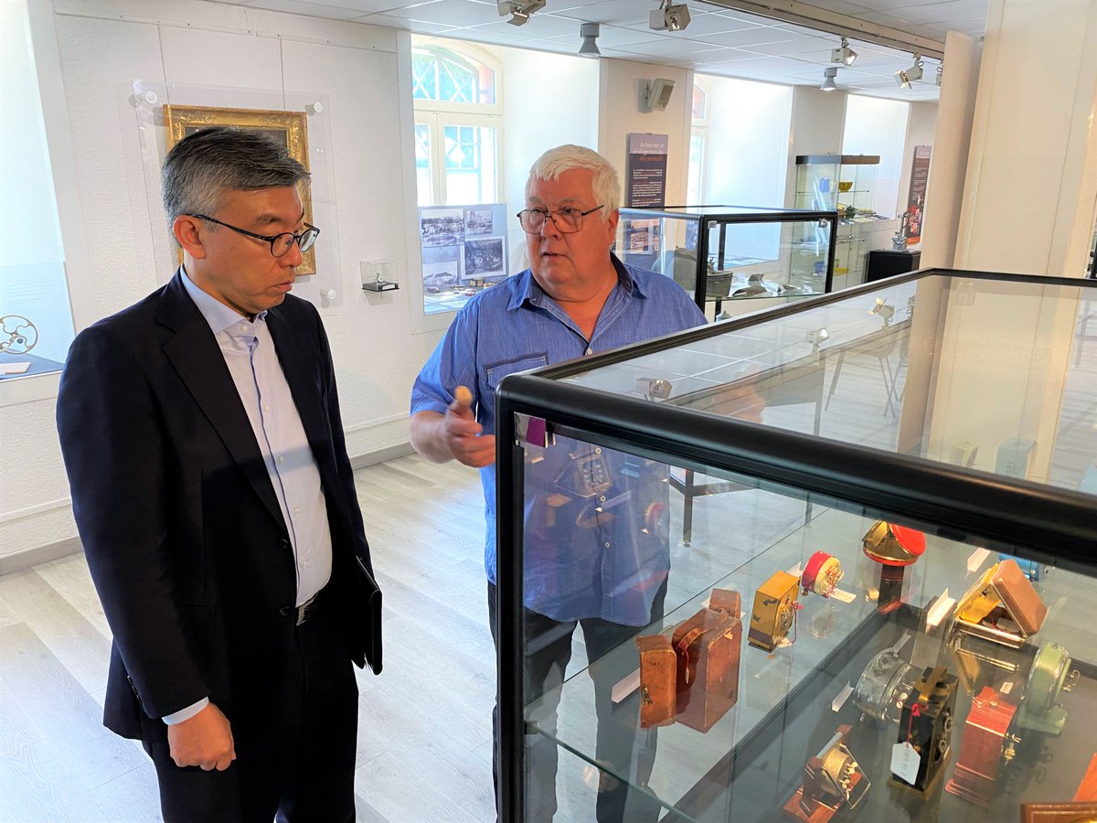 JaponStrasbourg's tweet photo. Le 23 juin, le CG UCHIDA a été reçu à #Beaucourt par M. le Sénateur Cédric PERRIN, M. le Maire Thomas BIETRY, et M. l’adjoint Francis COURTOT, Président de l’Association Les Ailes de l’Amitié.

📌 Beaucourt est jumelée depuis plus de 25 ans avec #Sefuri-#Kanzaki au Japon. 🛩🗾 https://t.co/3oXBqOYEiA
