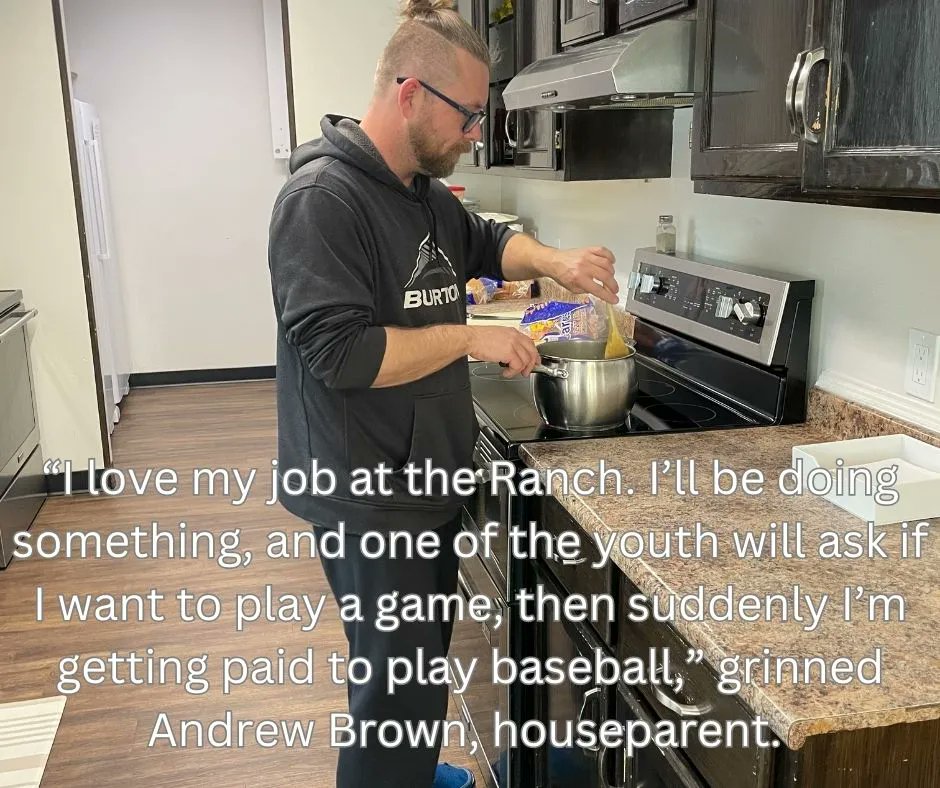 RanchEhrlo's tweet photo. Be a houseparent at Ranch Ehrlo! https://t.co/G1XSu7zr2d 

#JoinOurTeam #WorkingAtRanchEhrlo #MakeADifferenceToday #BuildACareer #Career #CareerWithUs #TopSaskEmployer #WhereWeAllCARE https://t.co/6ZVocot0Su