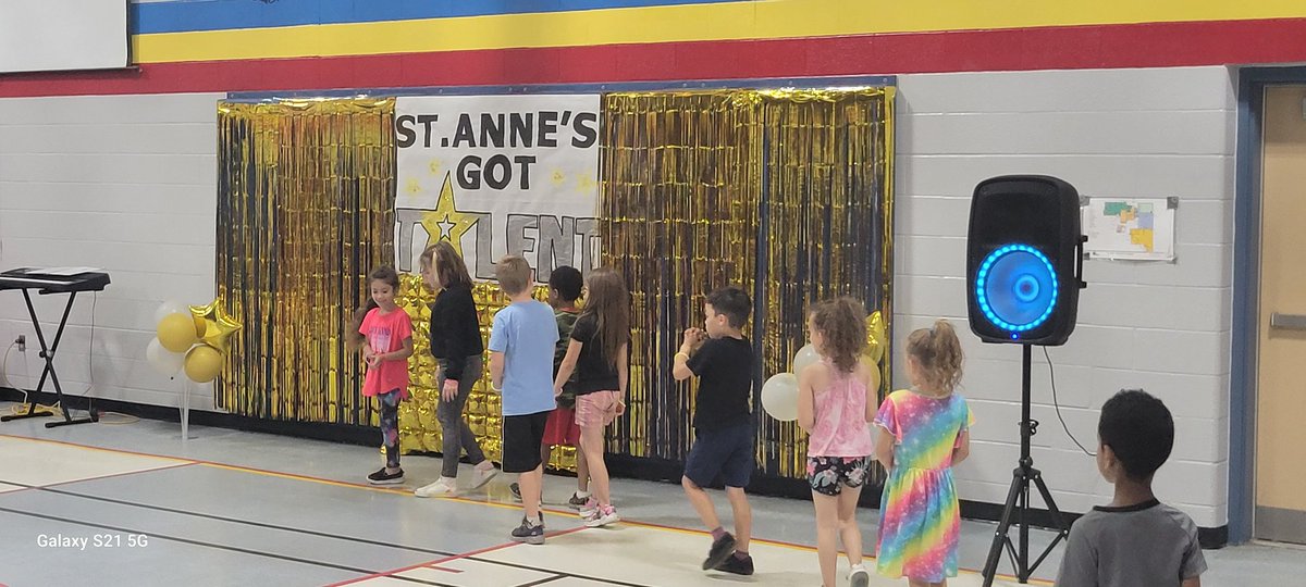 stannephoenix's tweet photo. PHOENIX NATION talent show and Mission Day were so much fun. https://t.co/fnbyBdC9Id