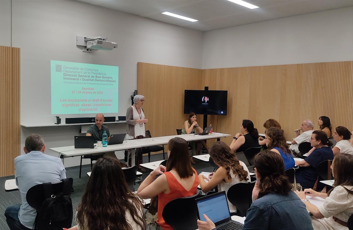 governobertcat's tweet photo. 👩‍🏫 Avui i demà té lloc el seminari "Les exclusions al dret d'accés: significat, abast i condicions d'aplicació", organitzat per la SdG de Transparència i Grups d'Interès.

🤓 Es tracten les causes d'inadmissió i límits aplicables a les #SAIP, amb experts @gencat i del món local. https://t.co/hyazVhKxRY