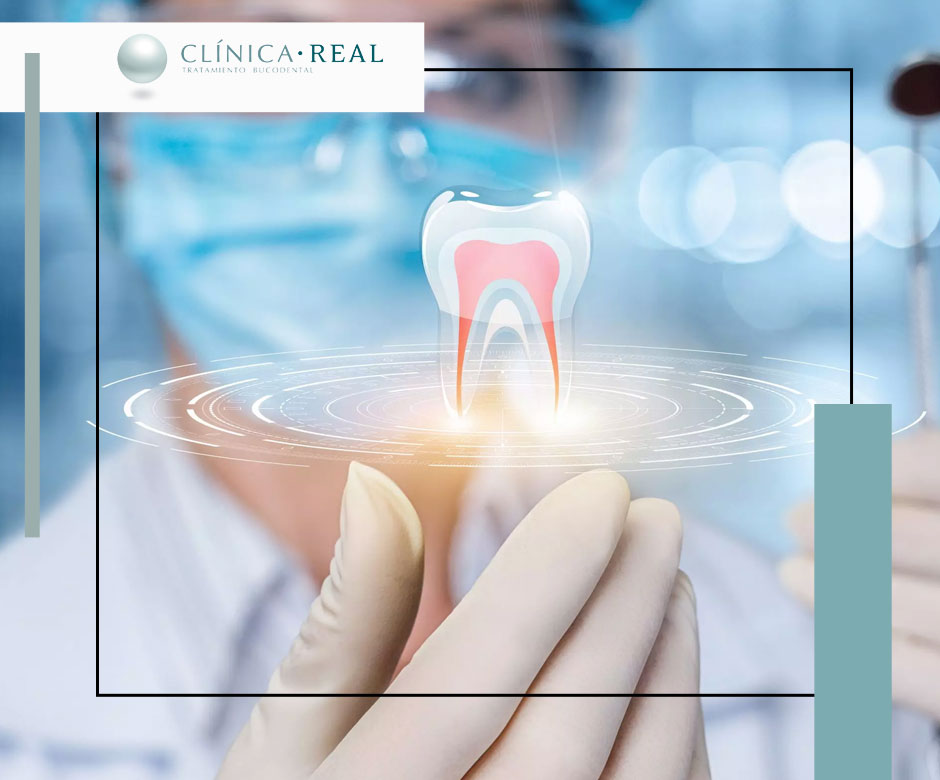 La #sensibilidad dental comúnmente se presenta debido al desgaste del esmalte o a la exposición de las raíces dentales debido a la retracción de las #encías 🦷

✔ No olvides que nuestro equipo está siempre preparado para solucionar cualquier problema relacionado con tu #boca.