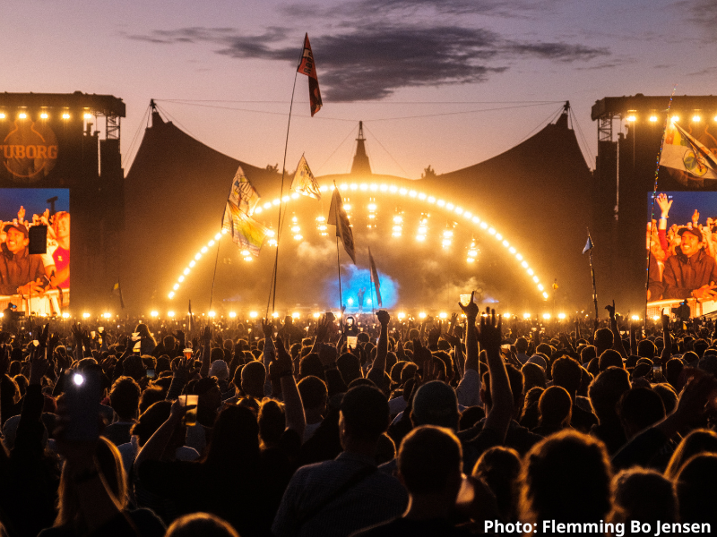 denmarkdotdk's tweet photo. Did you know that the biggest music festival in Denmark is also a platform for developing circular solutions of the future?♻️

The initiative The Circular Lab at Roskilde Festival invites young entrepreneurs to test their solutions on a young audience in a temporary environment. https://t.co/IYPy31xPvX