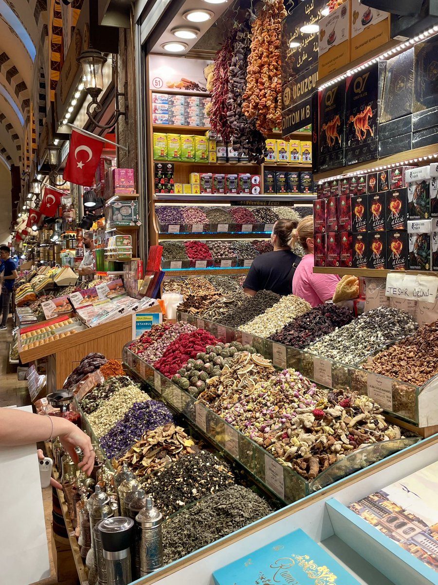 DanseusedeTango's tweet image. #egyptianbazar since the 17th century #spiceparadise