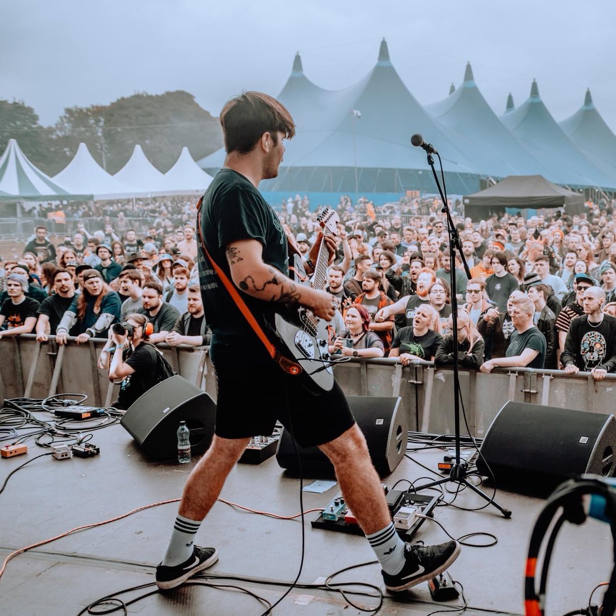 Throwback to @popesofctown’s set at Slam Dunk Festival 2021 🎺🎷🎸 They play @thekeyclubleeds on Saturday 12th August 🎤🎶 Don't miss out and book tickets now via slamdunkmusic.seetickets.com/event/popes-of… 📸 @nathrxbinson
