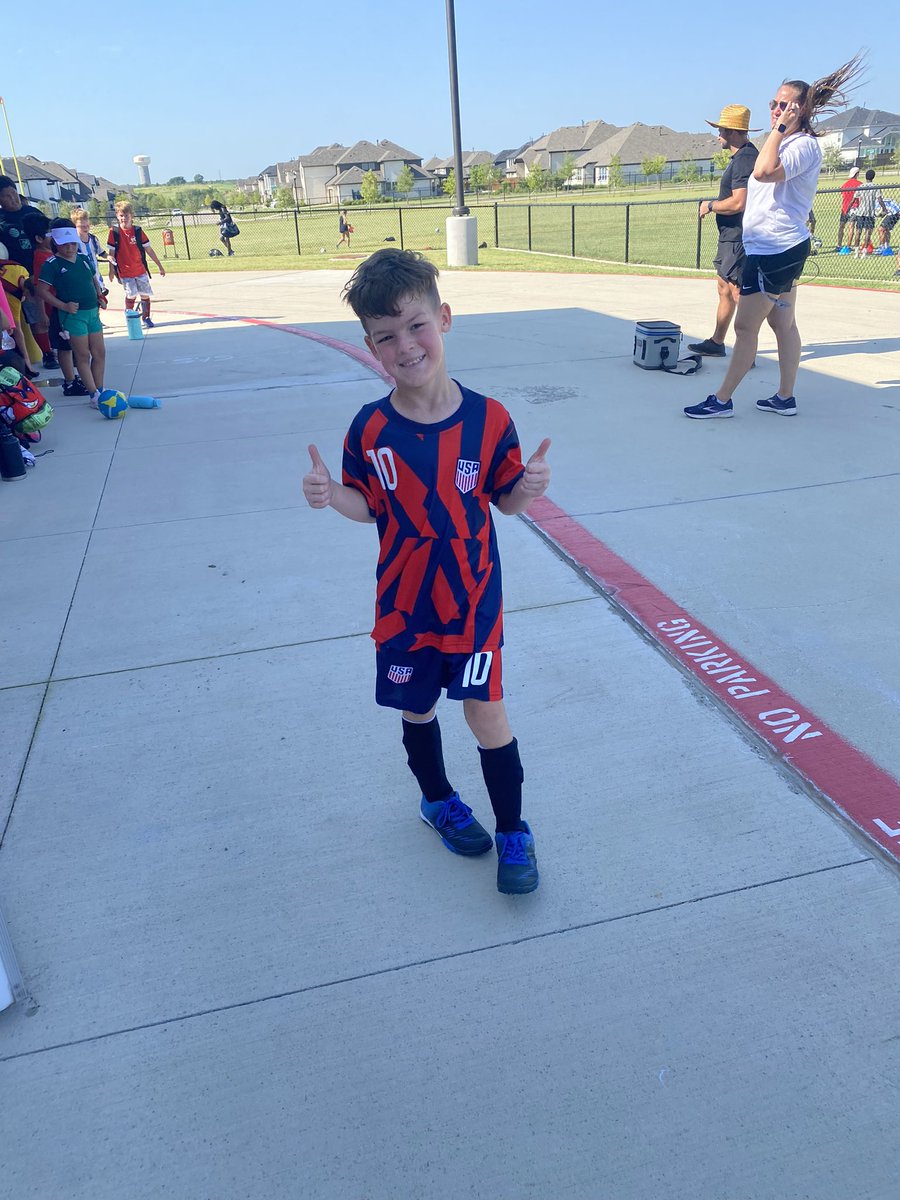 thealleighc's tweet photo. #LittlePanthers putting in the work @PCHS_B_Soccer &amp; @PCHSGirlsSoc_22 soccer camp! #daytwo #pawsupclawsout https://t.co/v8qJu0NKVX