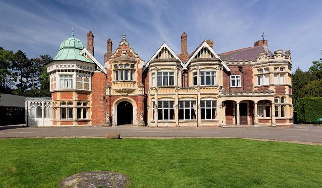 Thanks to funding from the <a href="/TNLComFund/">The National Lottery Community Fund</a> our members will be enjoying a trip to <a href="/bletchleypark/">Bletchley Park</a> 
Thank you so much. 👏🏻