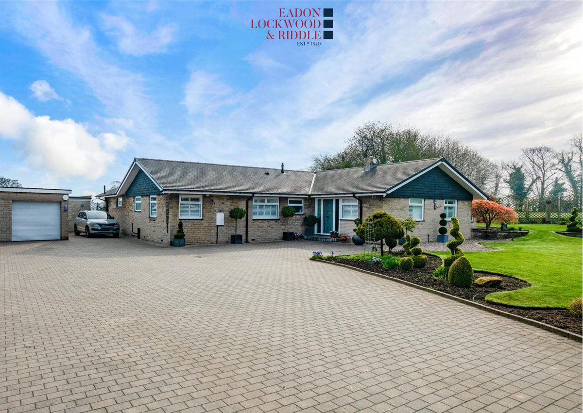 ELRltd's tweet photo. 📍 Copper Beech Crescent, Hooton Levitt
💷 £670,000 - £700,000

Seeing really is believing! This is a quite magnificent, large 4 bedroom 3 bathroom, detached bungalow which is situated in the semi rural village of Hooton Levitt.

☎️ 01709 917676

#ELR #ELRSales #rotherham https://t.co/jaAPYSMxrK