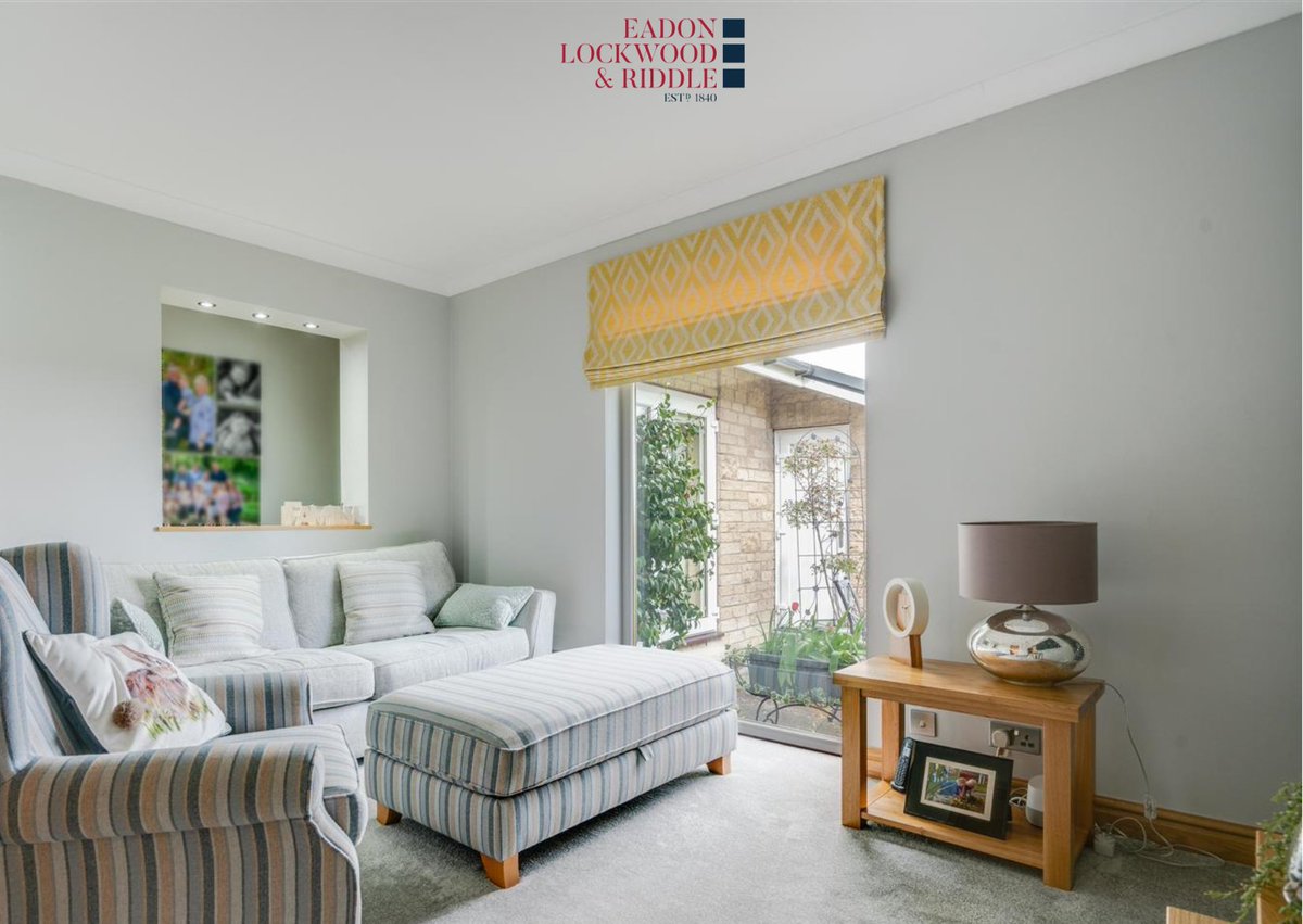 ELRltd's tweet photo. 📍 Copper Beech Crescent, Hooton Levitt
💷 £670,000 - £700,000

Seeing really is believing! This is a quite magnificent, large 4 bedroom 3 bathroom, detached bungalow which is situated in the semi rural village of Hooton Levitt.

☎️ 01709 917676

#ELR #ELRSales #rotherham https://t.co/jaAPYSMxrK