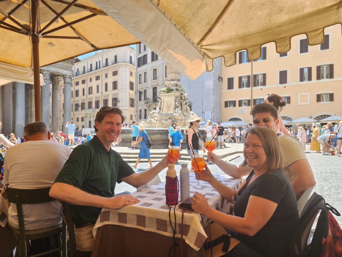 cway_way's tweet photo. So much learning about ecumenism deserves a after-class Aperol Spritz. #studyinRome #yesthatsthePantheonbehindus @RSM_Theology https://t.co/UDsbPzP680