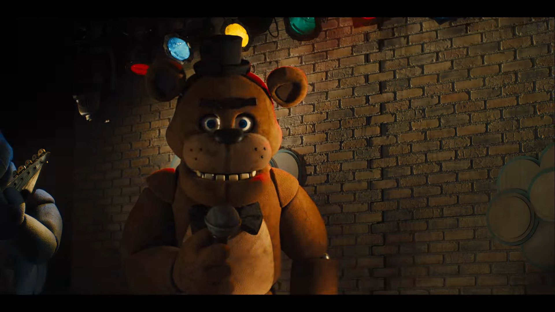 Five Nights at Freddy's 2 Official Trailer 