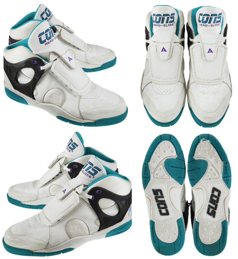 miszapas's tweet photo. - 1991 Converse Aeroglide
I would love to see this colorway comeback!
Check Larry Johnson's sneaker history here: https://t.co/68Dgds3K43
#converseaeroglide #conversecons #larryjohnson #grandmama #nba #1991 #90sbasketball #nba90s #miszapas #charlottehornets https://t.co/7VR2UjHK9P