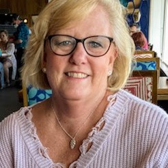 iaecspumas's tweet photo. Start your child’s education off right in the seasoned hands of our kindergarten teacher Ms. Burns. Find out what she loves about introducing kids to the exciting world of school. 
https://t.co/Bx0ulEr8O1 https://t.co/JapGZnWGBC