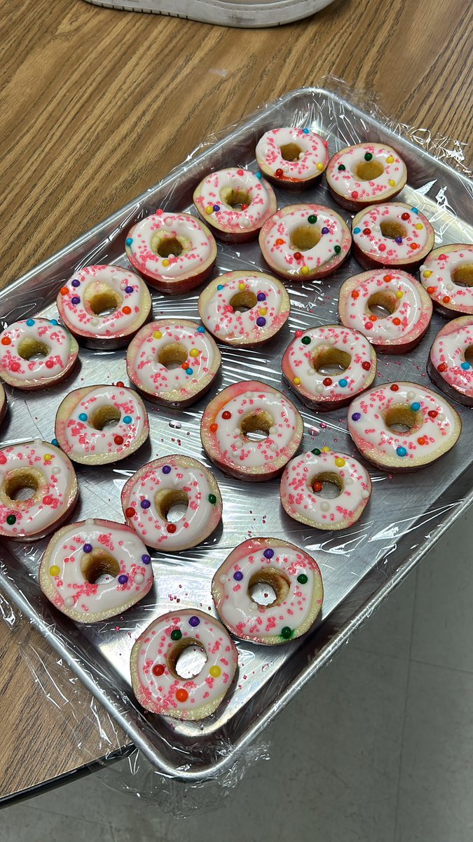 The wonderful Mrs. Pfneisl making all the fun snacks for our last week of school here at <a href="/Albert_School/">Albert School</a> #nutrition #startyourday