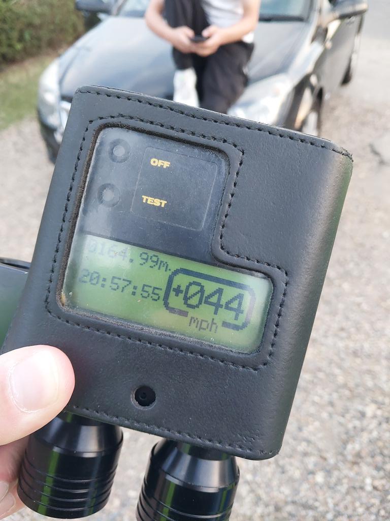 Concern for welfare, report of an offensive weapon, drug activity disrupted & high visibility targeted hotspot patrols. Included speed checks on Maldon Rd & Rickstones Rd following residents concerns. 3 drivers warned. 1 driver stopped & ticket issued. #YouSaidWeDid @town_witham